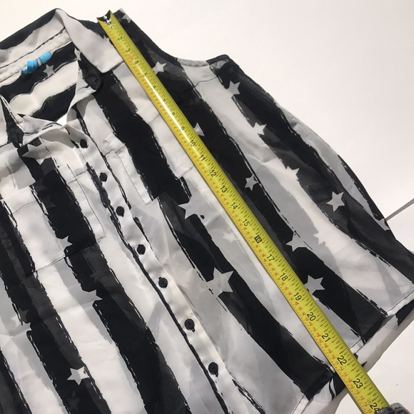 L’Amour Nanette Lepore sleeveless shirt tank top w/ collar stars black & white - Picture 4 of 6